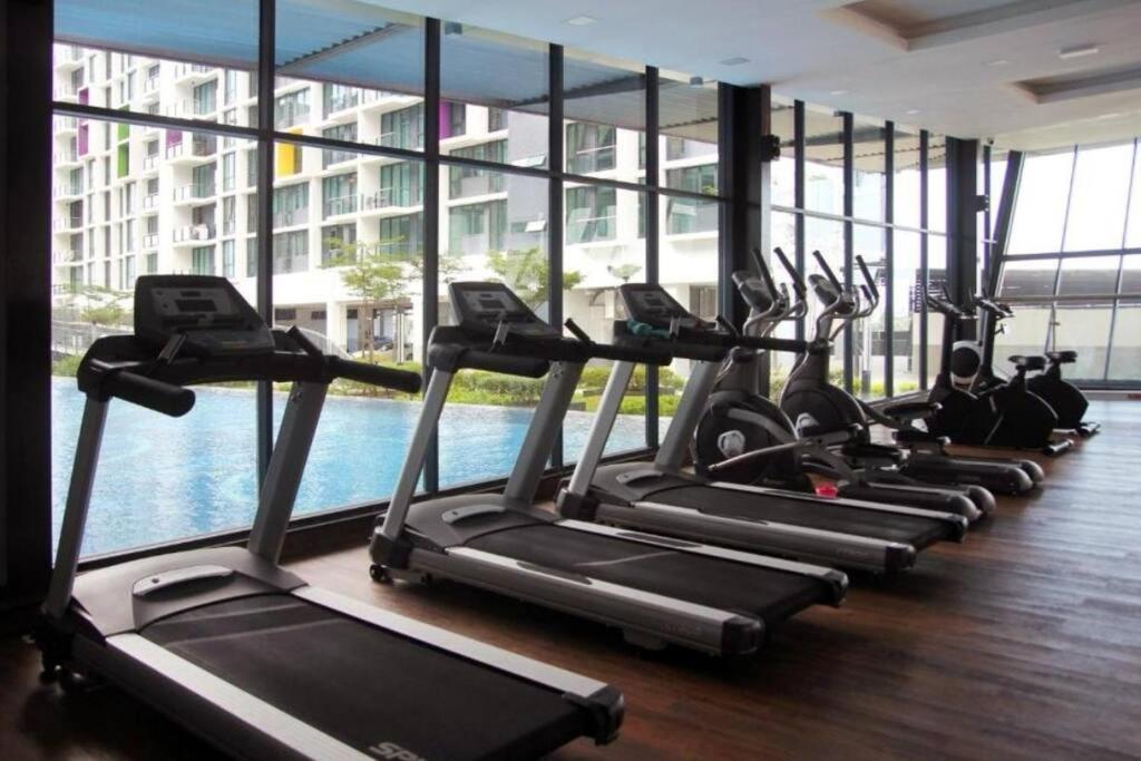 Apartment Jeff & Ricky 82@vivacity Megamall